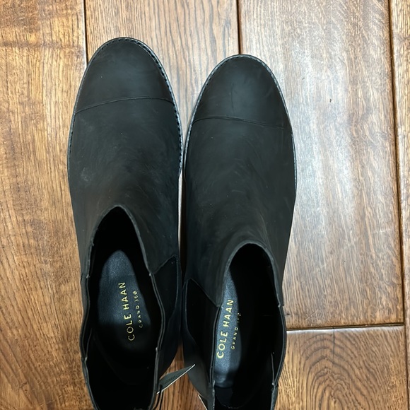 Cole Haan women’s waterproof black leather Mara grand Chelsea booties size 7 - Picture 8 of 13